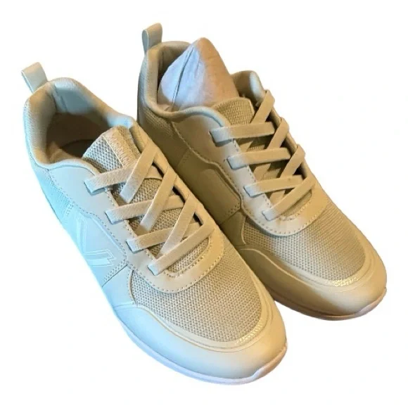 VIONIC Shay II Women's sneakers, frost white, 7 1/2 Wide, NEW in box, never worn - Picture 2 of 11